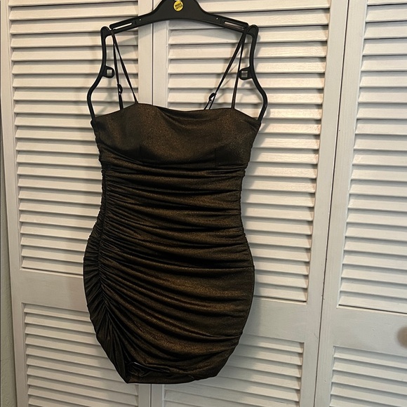 Twenty One Dresses & Skirts - #1046+Elegant Black Ruched Dress